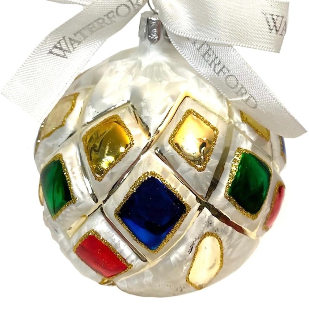 2 Waterford Holiday Heirloom Lismore Balls